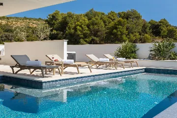 Modern Sea View Villa with Pool in Primošten