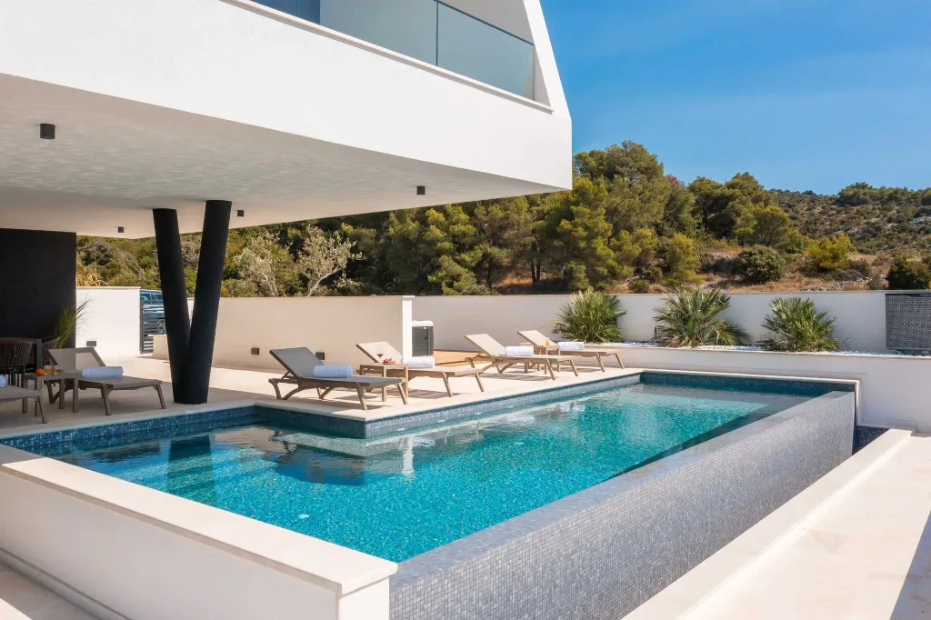 Modern Sea View Villa with Pool in Primošten