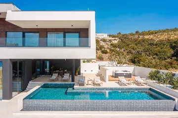 Modern Sea View Villa with Pool in Primošten