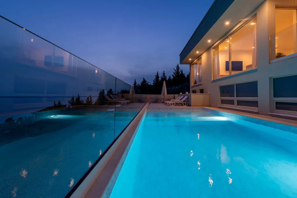 Modern Villa with Pool and Sauna in Starigrad-Paklenica