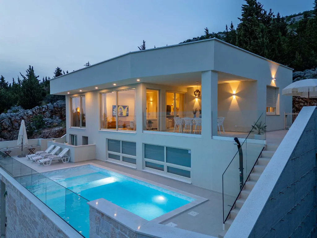 Modern Villa with Pool and Sauna in Starigrad-Paklenica