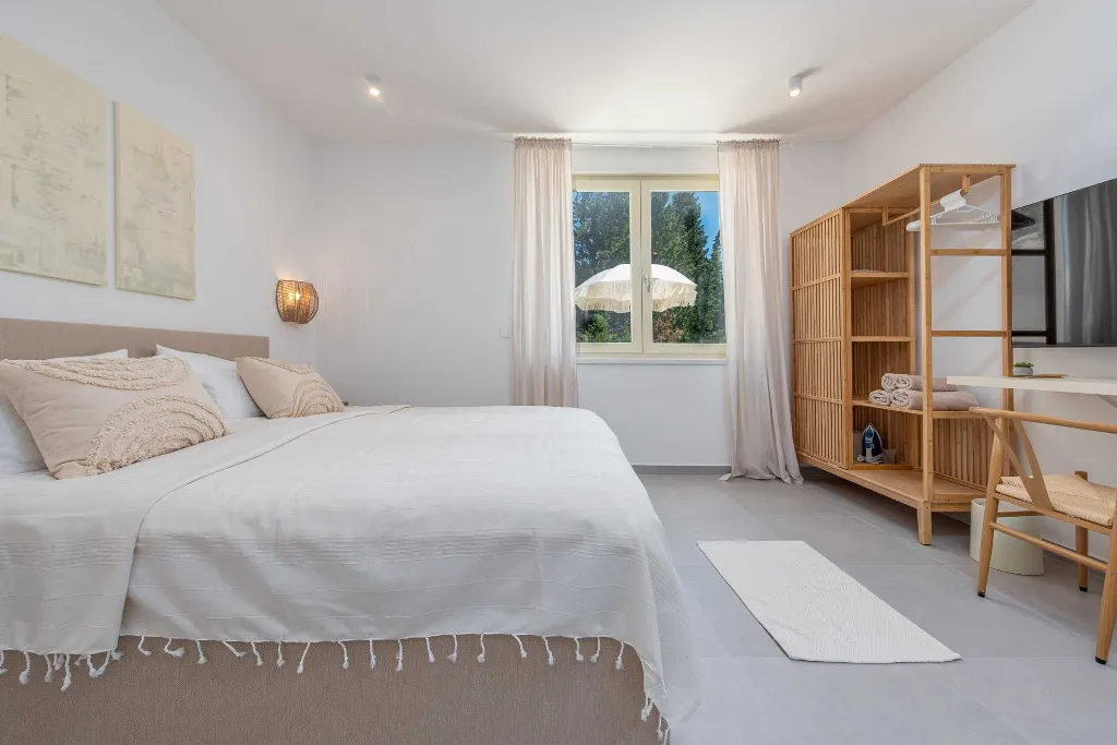 Modern Villa with Pool and Sauna in Starigrad-Paklenica