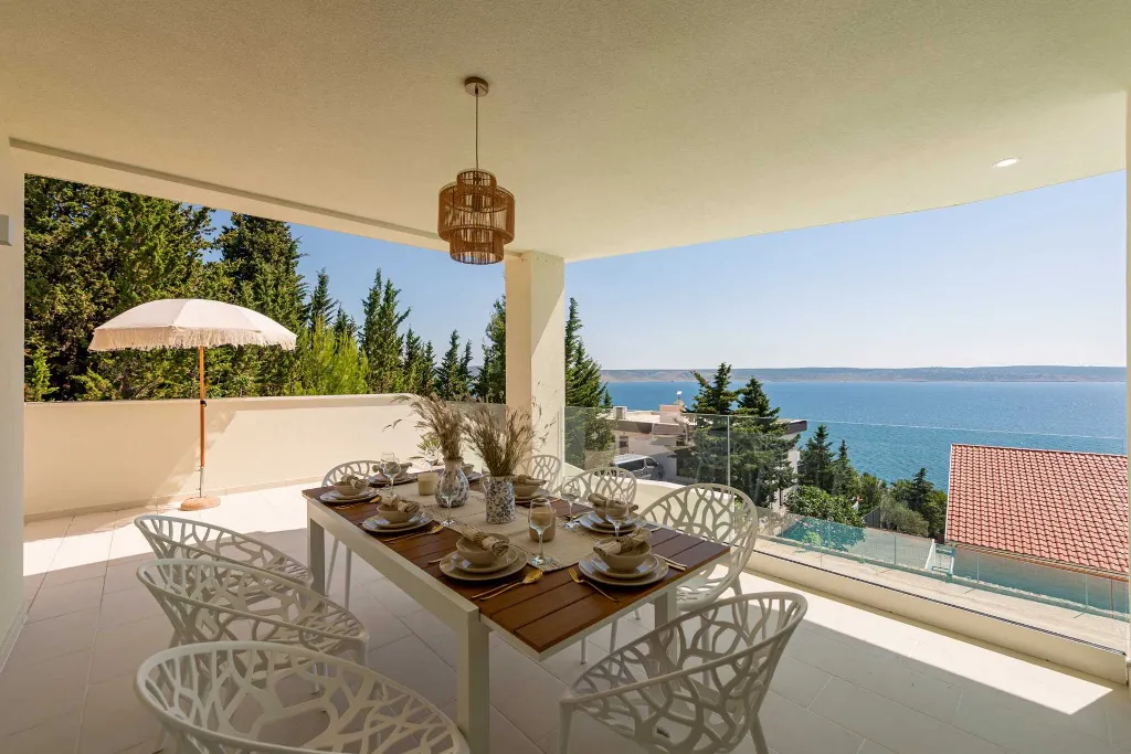 Modern Villa with Pool and Sauna in Starigrad-Paklenica