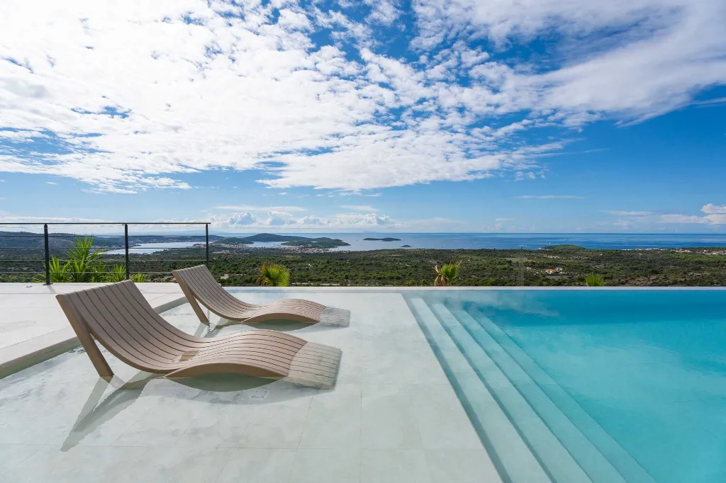 Modern Villa Retreat with Pool in Rogoznica
