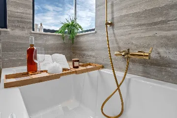 Modern Villa Retreat with Pool in Rogoznica