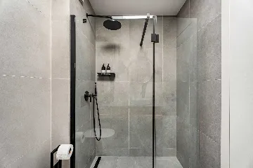 Modern Villa Retreat with Pool in Rogoznica