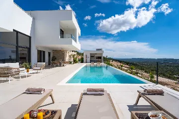Modern Villa Retreat with Pool in Rogoznica
