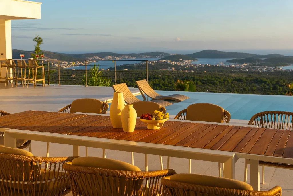 Modern Villa Retreat with Pool in Rogoznica