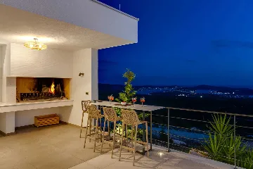 Modern Villa Retreat with Pool in Rogoznica