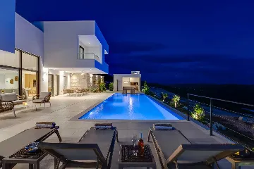 Modern Villa Retreat with Pool in Rogoznica