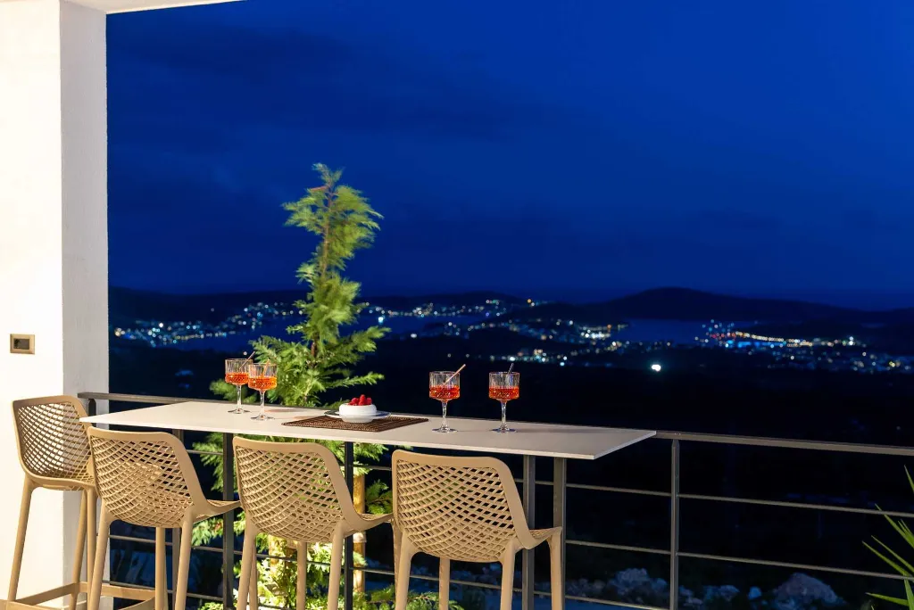 Modern Villa Retreat with Pool in Rogoznica