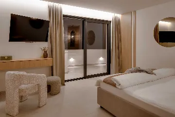 Modern Villa Retreat with Pool in Rogoznica