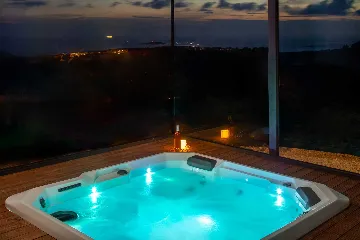 Modern Villa Retreat with Pool in Rogoznica