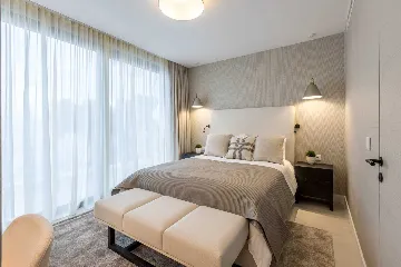 Modern Seaside Villa with Pool in Sutivan