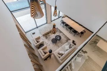 Modern Seaside Villa with Pool in Sutivan