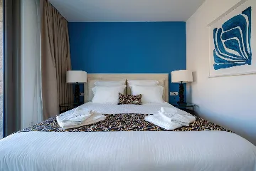 Beachfront Villa with Infinity Pool in Korčula