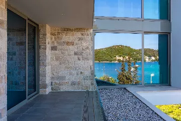 Beachfront Villa with Infinity Pool in Korčula