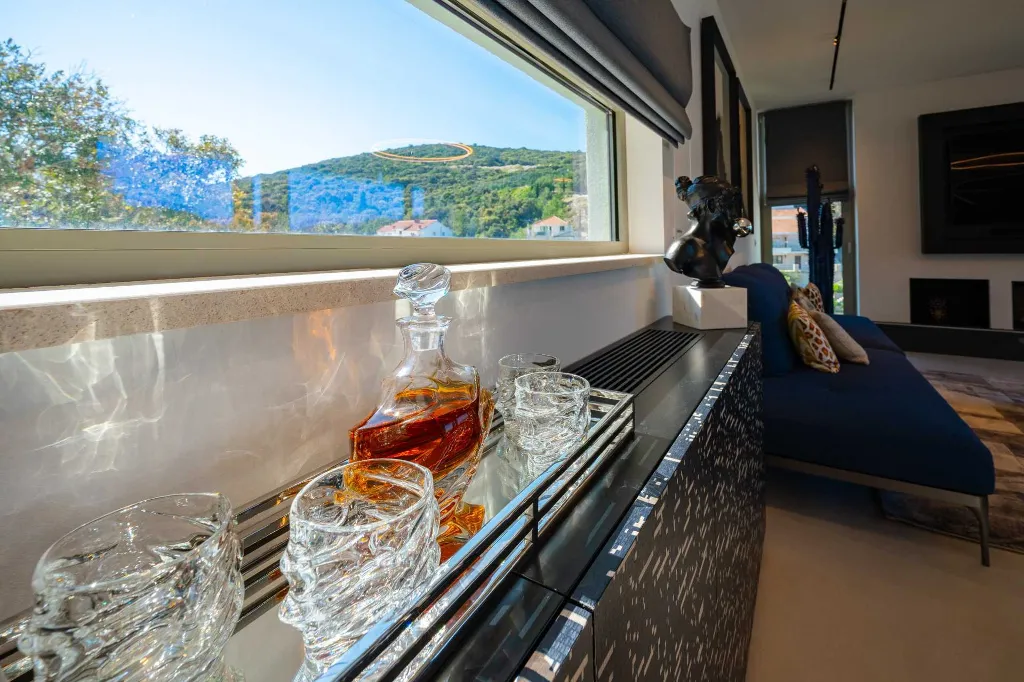 Beachfront Villa with Infinity Pool in Korčula