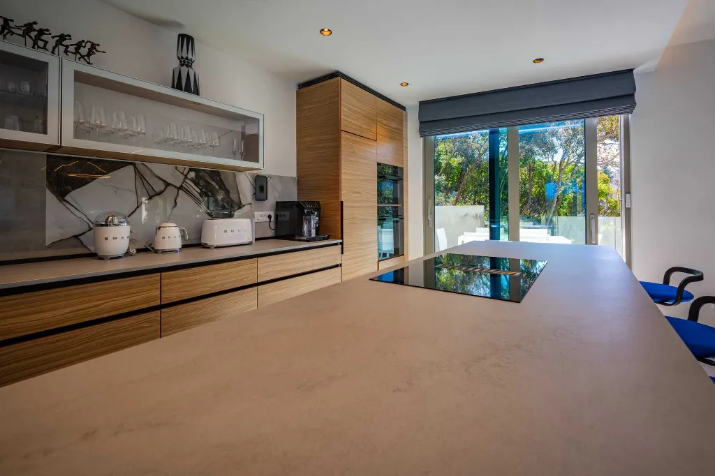 Beachfront Villa with Infinity Pool in Korčula