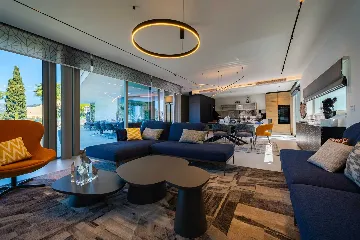 Beachfront Villa with Infinity Pool in Korčula