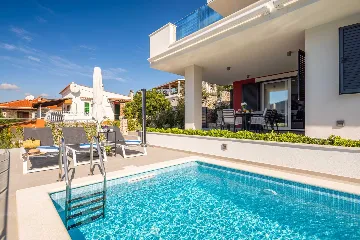 Beachfront Villa Retreat with Pool in Vinisce