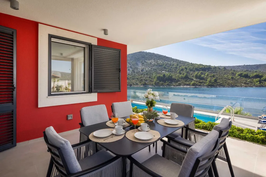 Beachfront Villa Retreat with Pool in Vinisce