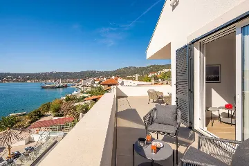 Beachfront Villa Retreat with Pool in Vinisce