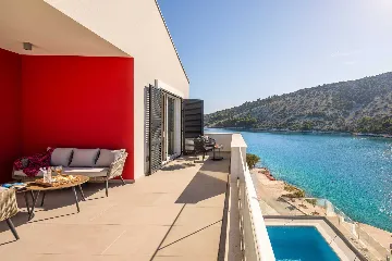 Beachfront Villa Retreat with Pool in Vinisce