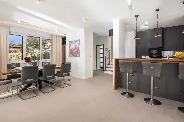 Beachfront Villa Retreat with Pool in Vinisce