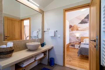 Modern Family Villa with Pool, Kaštel Lukšić