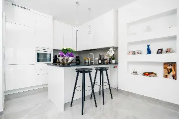 Modern Seaside Villa with Infinity Pool in Dugi Rat