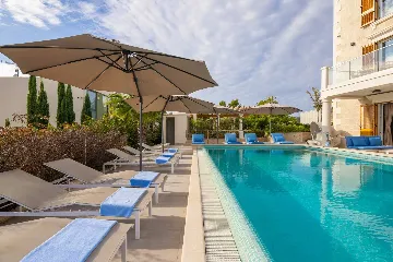 Contemporary Seaside Villa with Pool in Rogoznica