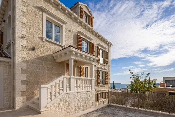 Contemporary Seaside Villa with Pool in Rogoznica