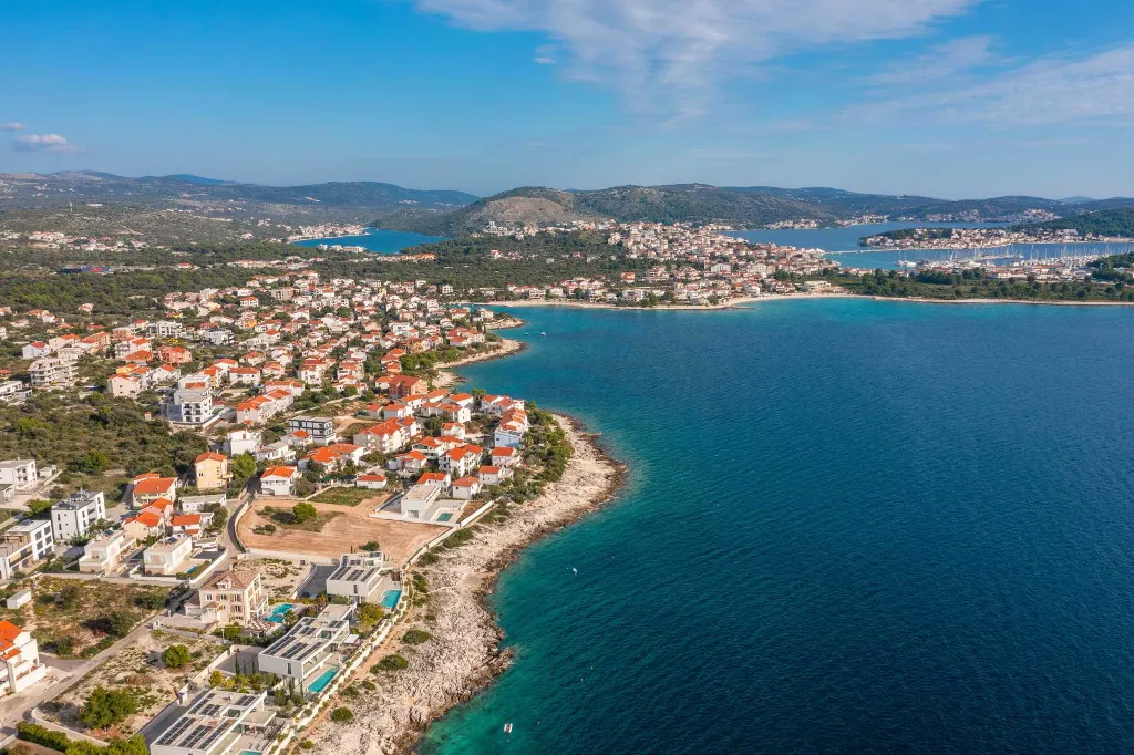Contemporary Seaside Villa with Pool in Rogoznica
