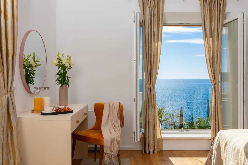 Contemporary Seaside Villa with Pool in Rogoznica