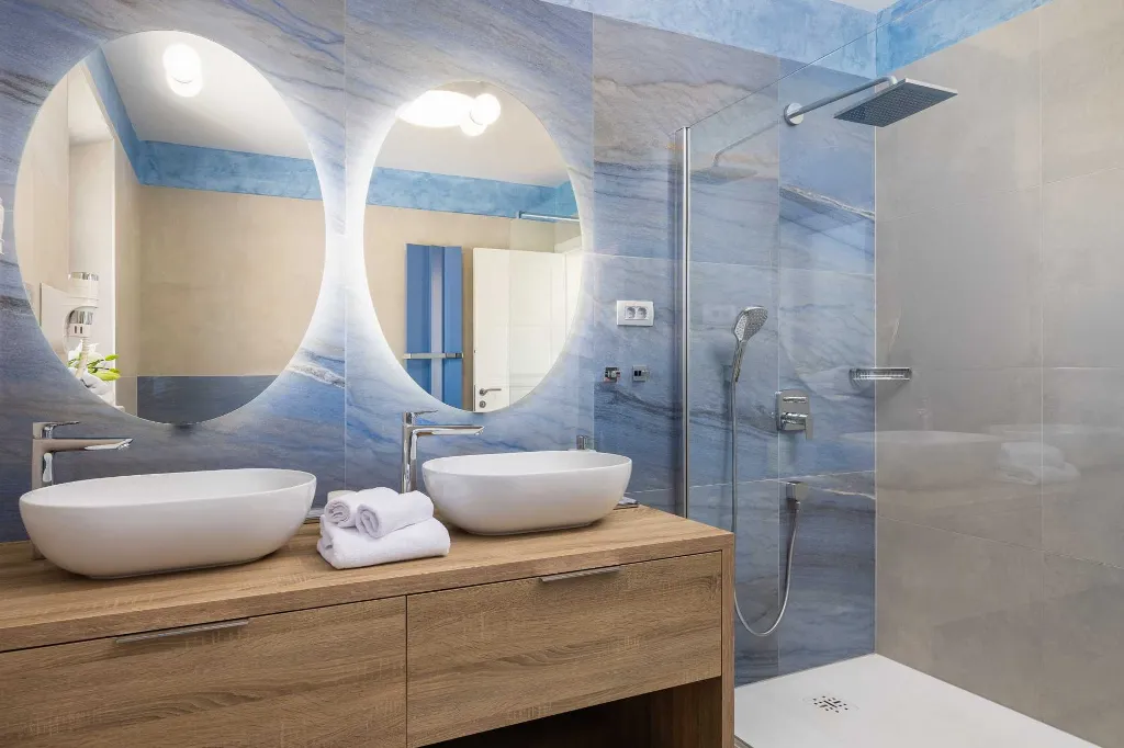 Contemporary Seaside Villa with Pool in Rogoznica