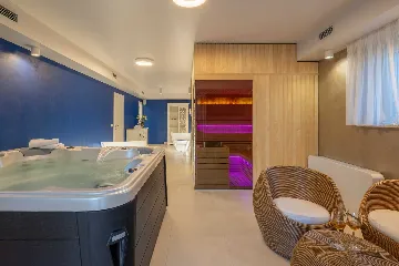 Contemporary Seaside Villa with Pool in Rogoznica