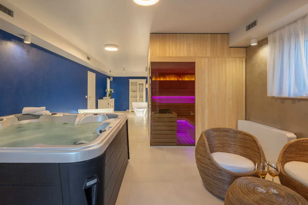 Contemporary Seaside Villa with Pool in Rogoznica