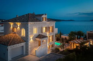 Contemporary Seaside Villa with Pool in Rogoznica