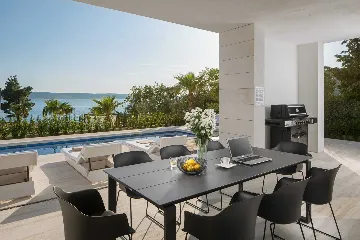 Modern Villa with Pool in Starigrad Paklenica