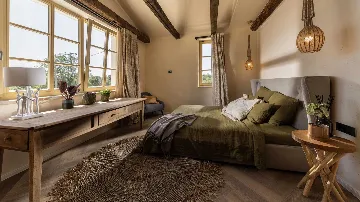 Modern Villa Retreat with Heated Pool in Pazin