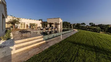 Modern Villa Retreat with Heated Pool in Pazin