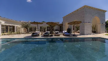 Modern Villa Retreat with Heated Pool in Pazin