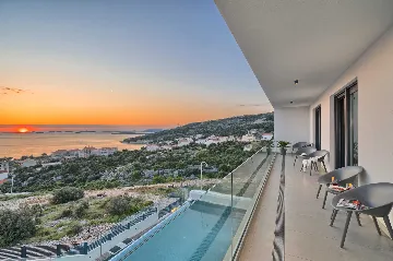 Contemporary Villa with Pool in Primošten