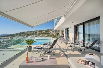 Contemporary Villa with Pool in Primošten