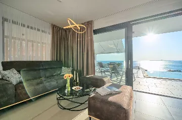 Contemporary Villa with Pool in Primošten