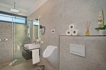 Contemporary Villa with Pool in Primošten