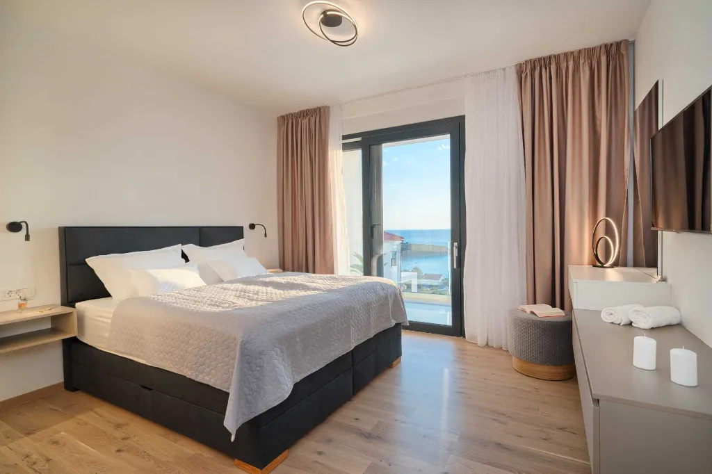 Contemporary Villa with Pool in Primošten