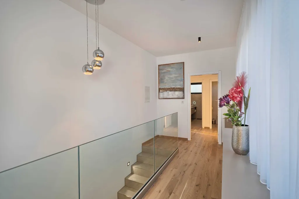 Contemporary Villa with Pool in Primošten