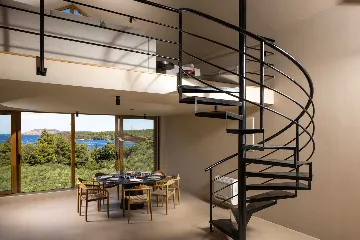 Modern Five-Bedroom Villa with Pool in Stari Grad